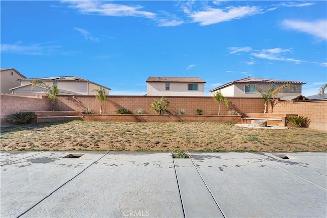 view of yard with a patio