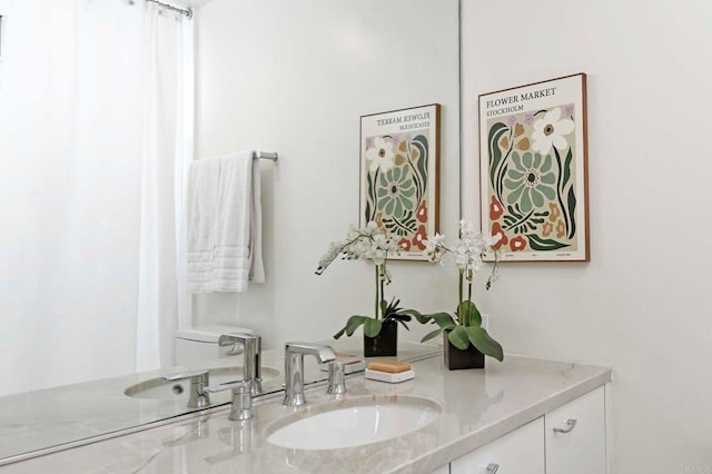101 Coast Blvd Unit 1C, La Jolla, CA 92037 - bathroom featuring vanity and a shower with shower curtain