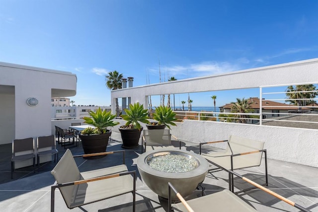 101 Coast Blvd Unit 1C, La Jolla, CA 92037 - patio / terrace featuring a fire pit