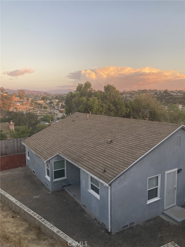 view of aerial view at dusk