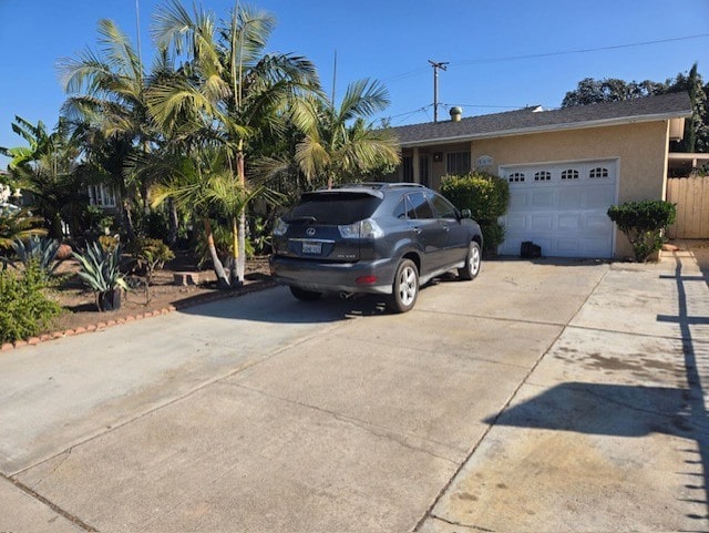 view of front facade with a garage