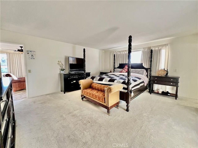 bedroom featuring carpet floors