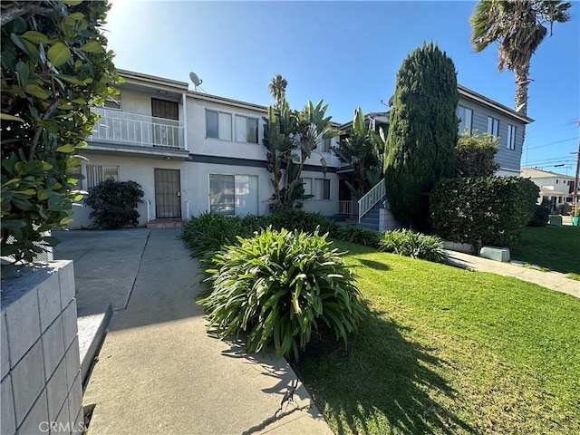 view of front property with a front yard