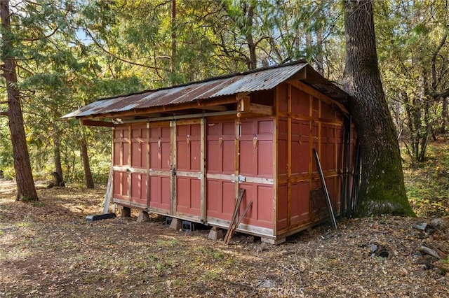 view of outdoor structure