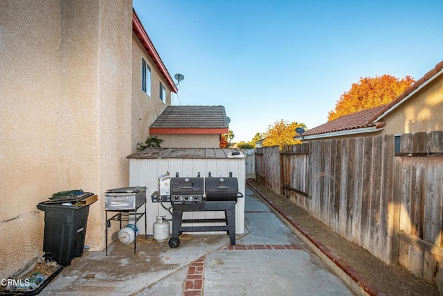 view of patio / terrace with grilling area