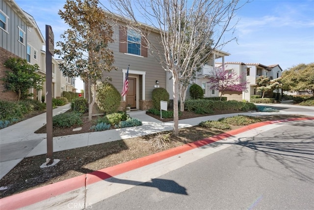 20 Jaripol Cir, Rancho Mission Viejo, CA 92694 - view of property with a residential view