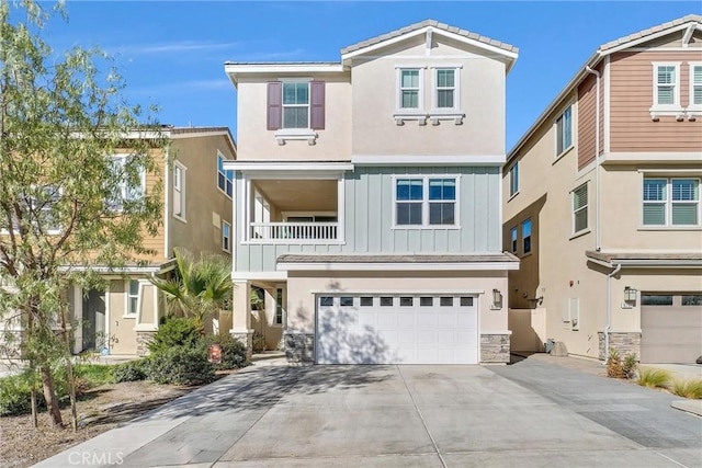 view of front of house with a garage