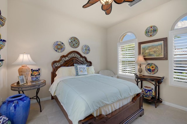 bedroom featuring ceiling fan