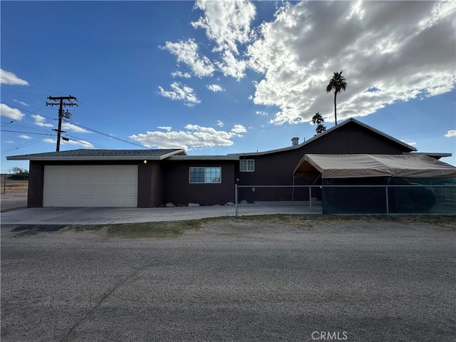 view of front of house featuring a garage