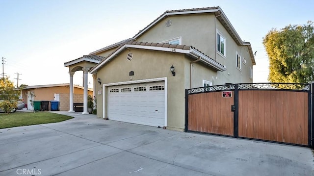 view of front of home featuring a garage