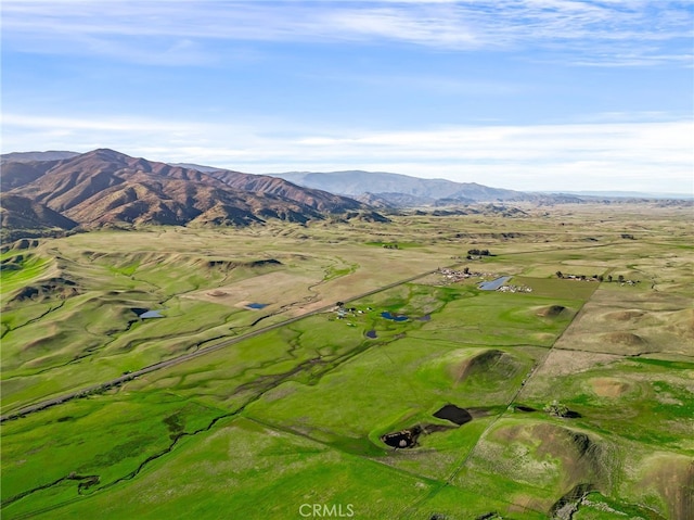 bird's eye view with a mountain view