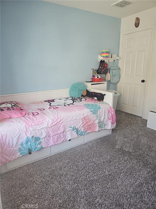 bedroom with carpet