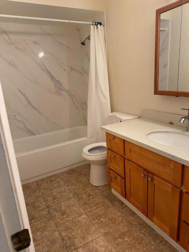 full bathroom with toilet, shower / bathtub combination with curtain, and vanity