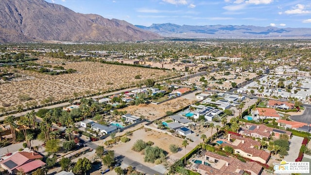 Listing photo 3 for 1981 Rancho Vista Trl, Palm Springs CA 92264