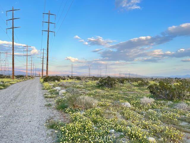 Listing photo 2 for 0 16th, Palm Springs CA 92240