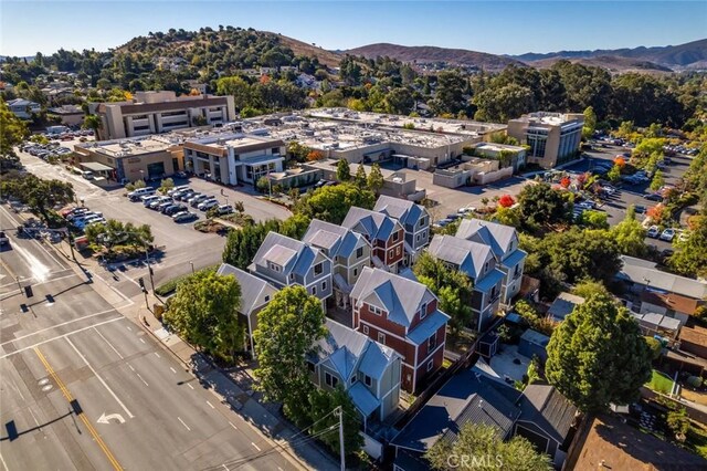 bird's eye view featuring a mountain view