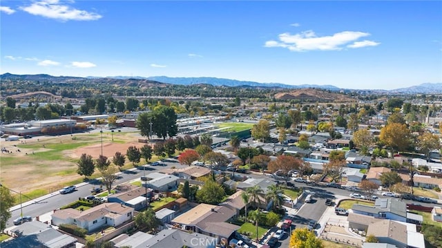 bird's eye view featuring a mountain view