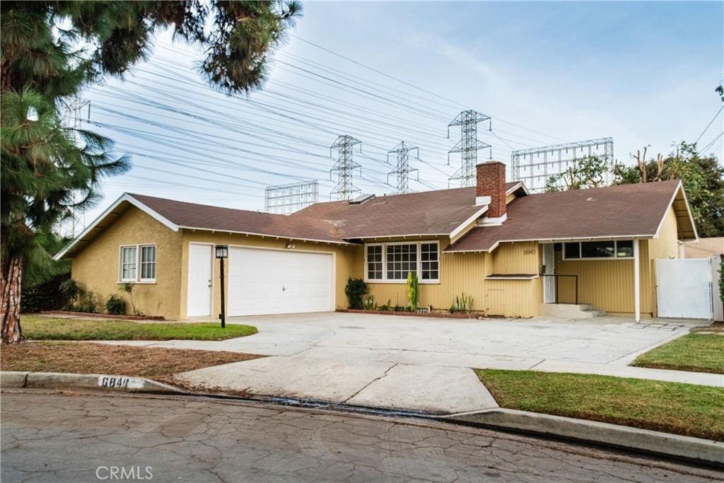 ranch-style house with a garage