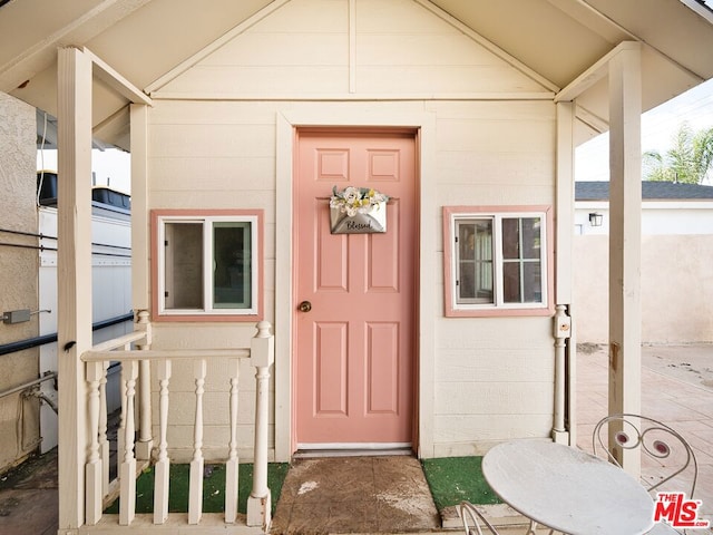 view of doorway to property