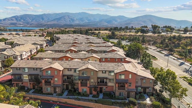 drone / aerial view featuring a mountain view