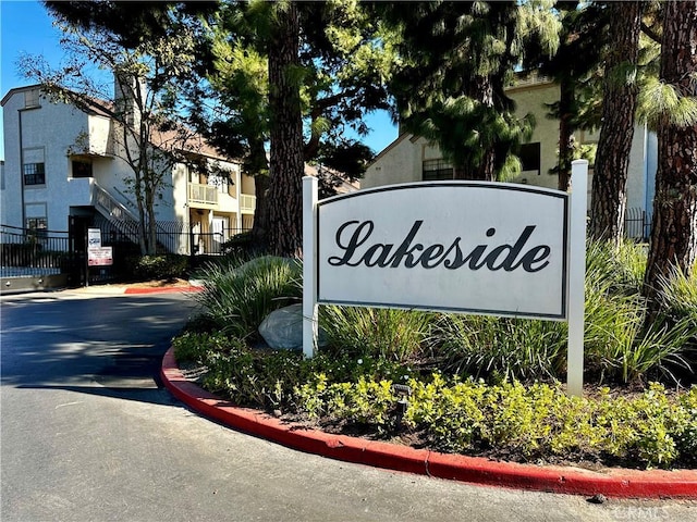 10520 Lakeside Dr N Unit L, Garden Grove, CA 92840 - photo 4