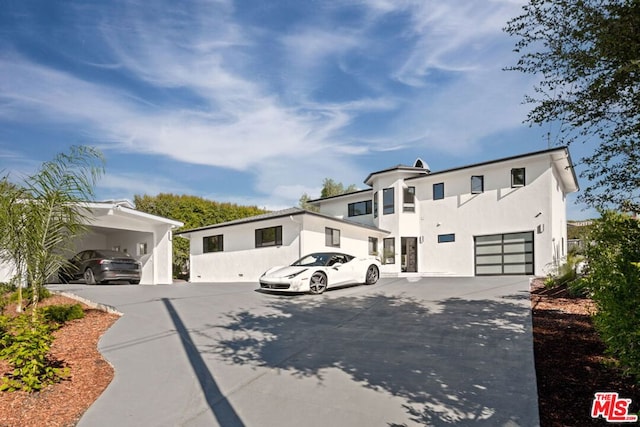 view of front facade with a garage