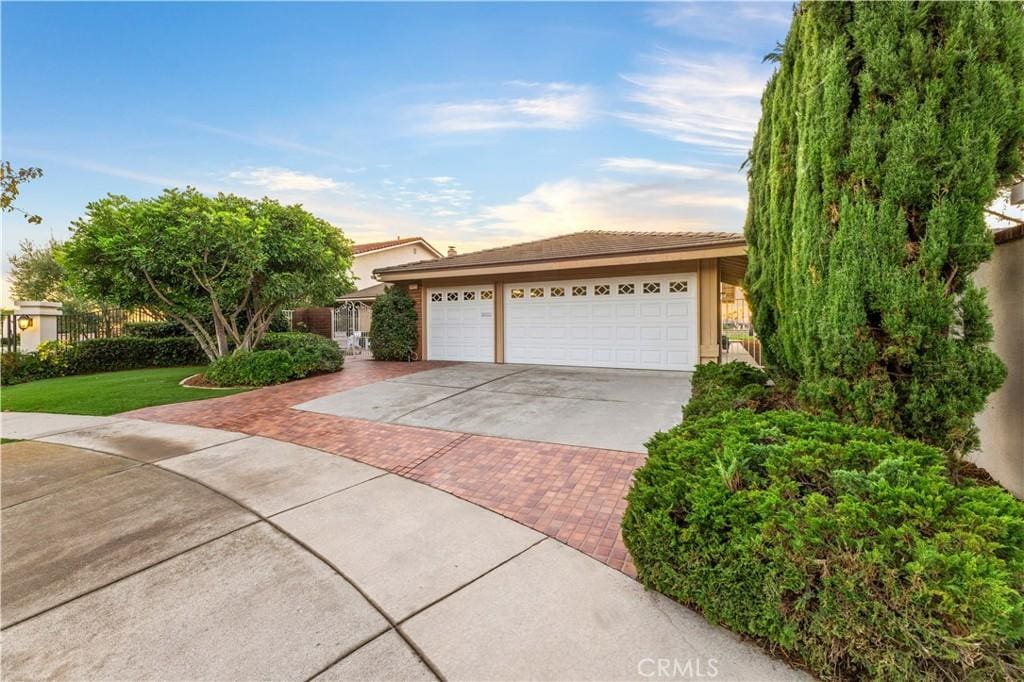 view of front of house with a garage