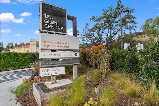 2355 N Beverly Glen Blvd, Los Angeles, CA 90077 - exterior view
