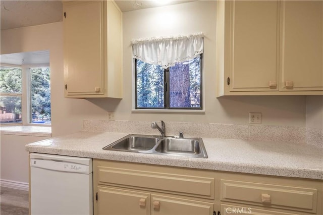 2028 Manzanita Ln, Big Bear City, CA 92314 - kitchen featuring white dishwasher and light countertops