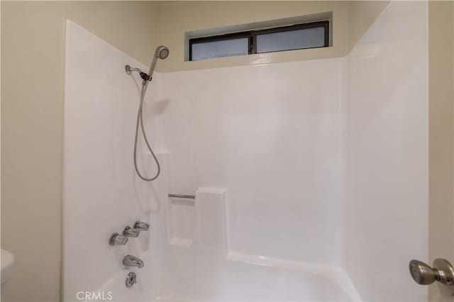 2028 Manzanita Ln, Big Bear City, CA 92314 - bathroom featuring toilet and tub / shower combination