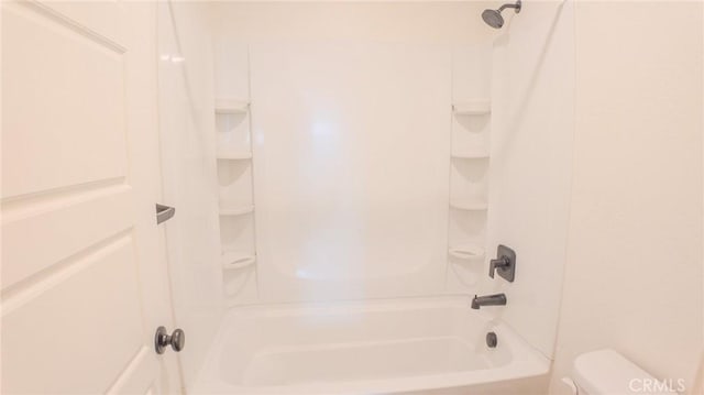 bathroom featuring shower / washtub combination