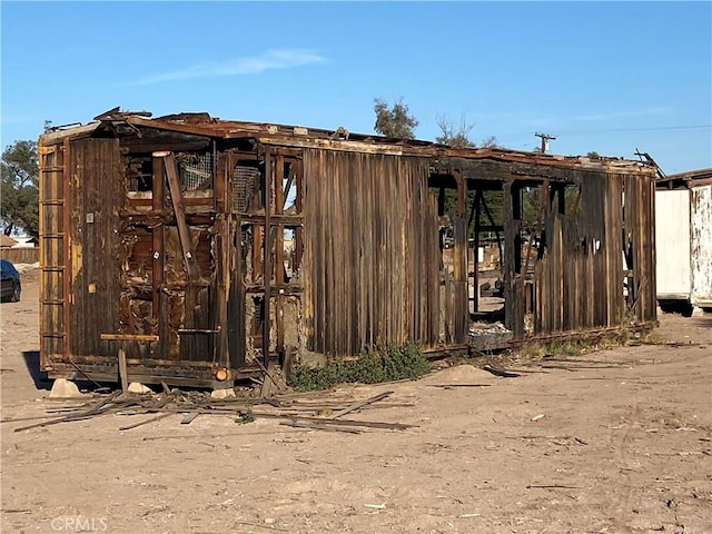 view of outbuilding