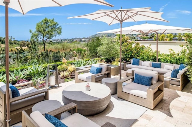 view of patio featuring an outdoor hangout area