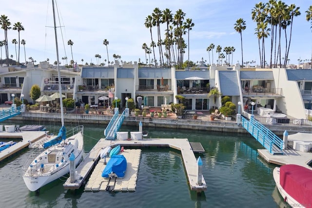 dock area featuring a water view