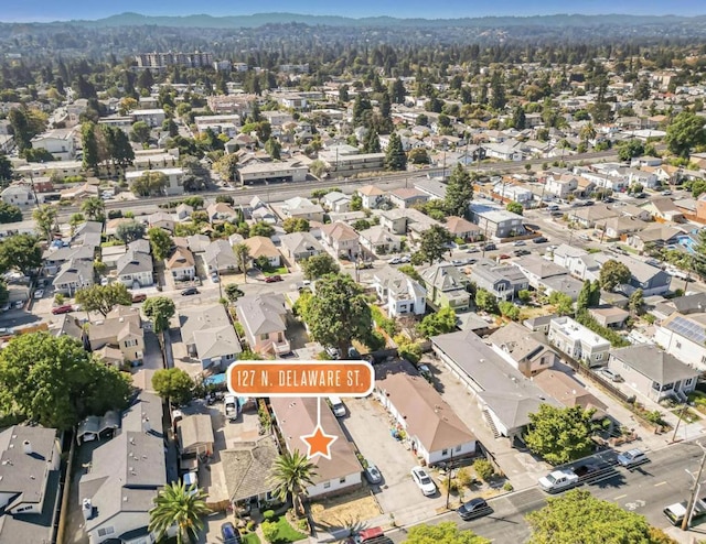 bird's eye view featuring a mountain view