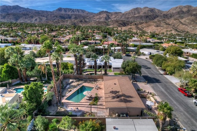 bird's eye view with a mountain view