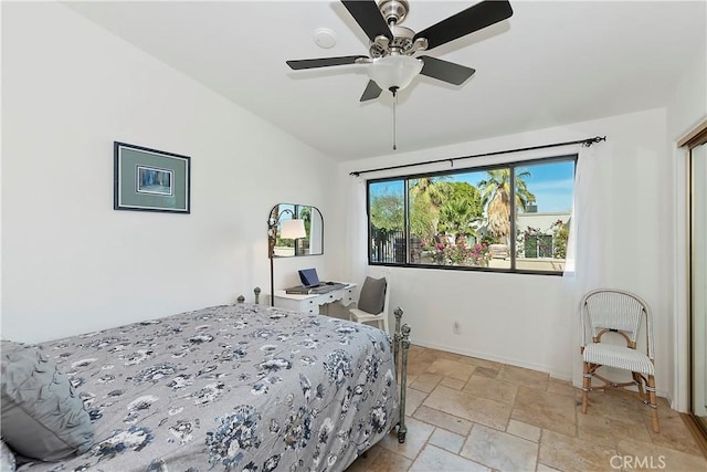 bedroom with ceiling fan