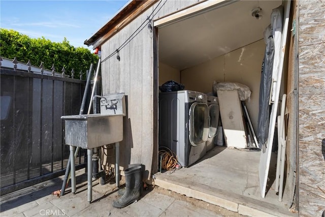 exterior space with washer and dryer