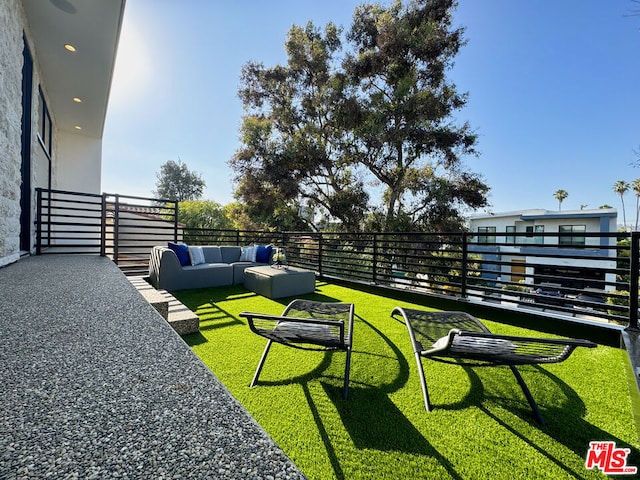 view of yard with an outdoor hangout area