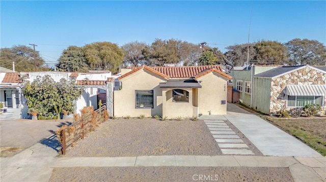 view of mediterranean / spanish-style house