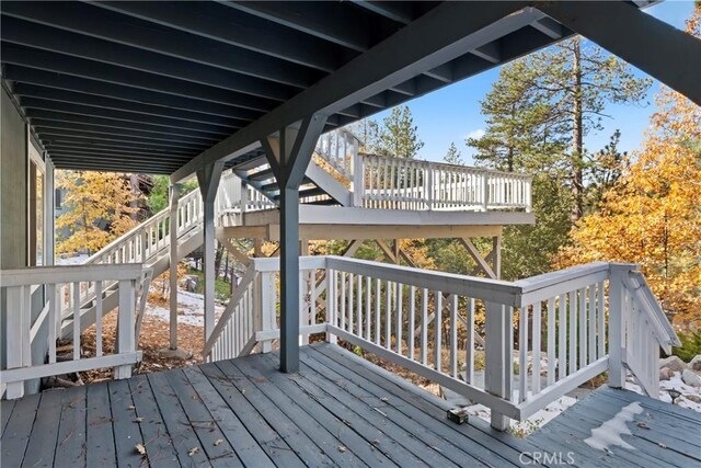 918 Sandalwood Dr, Lake Arrowhead, CA 92352 - wooden terrace with stairs