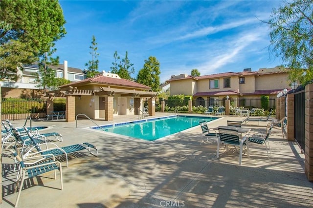 view of swimming pool featuring a patio