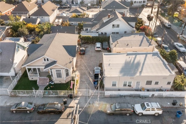 birds eye view of property featuring a residential view