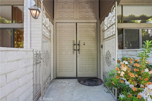 view of property entrance