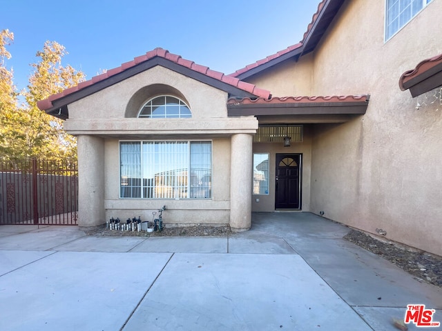 view of property entrance