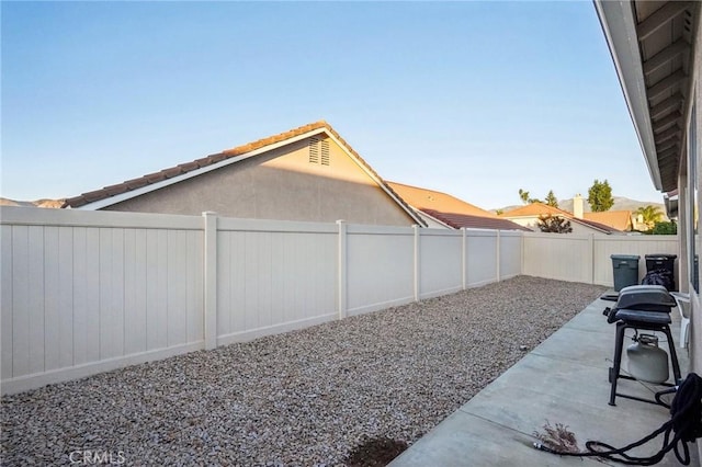 view of yard with a patio