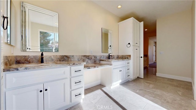 bathroom with vanity