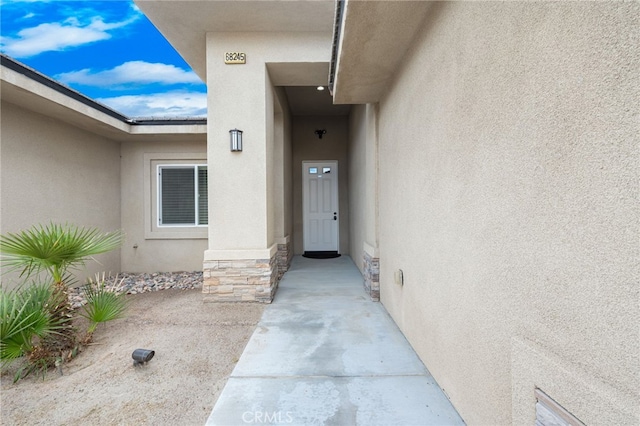 view of entrance to property