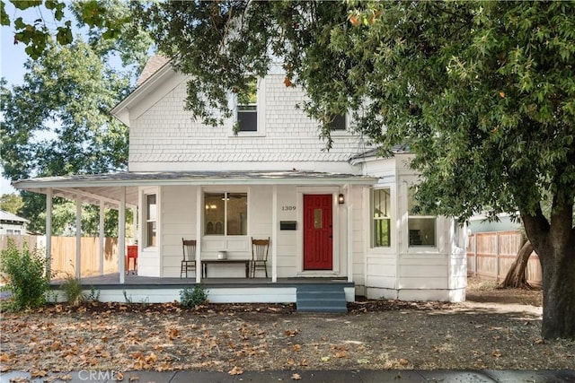 view of front facade with covered porch