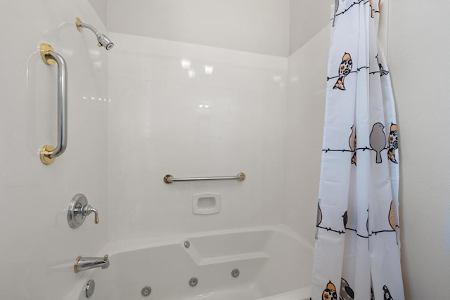 bathroom featuring shower / tub combo with curtain